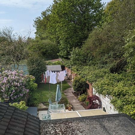 6 Trinity Grove Ella Street Hu5 3Bb Bed and Breakfast Kingston upon Hull Buitenkant foto